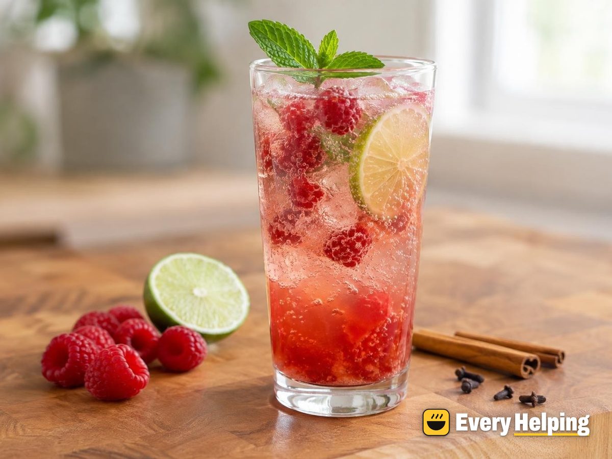 Raspberry Cinnamon-Clove Spritz