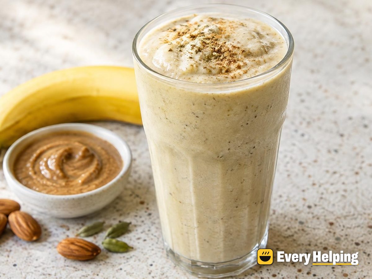 Frosty Banana-Almond Green Tea Shake