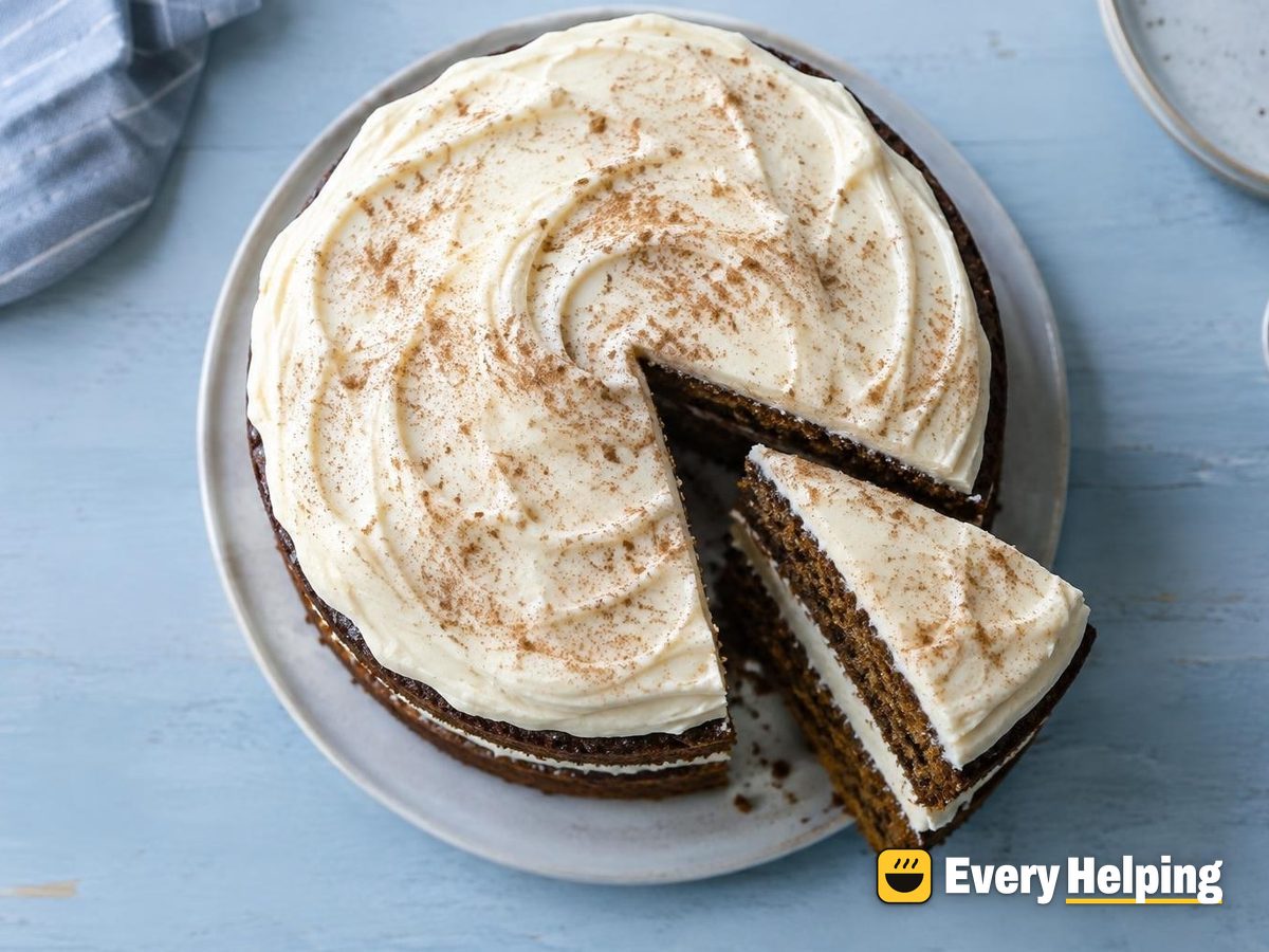 Gingerbread Molasses Layer Cake with Vanilla Filling