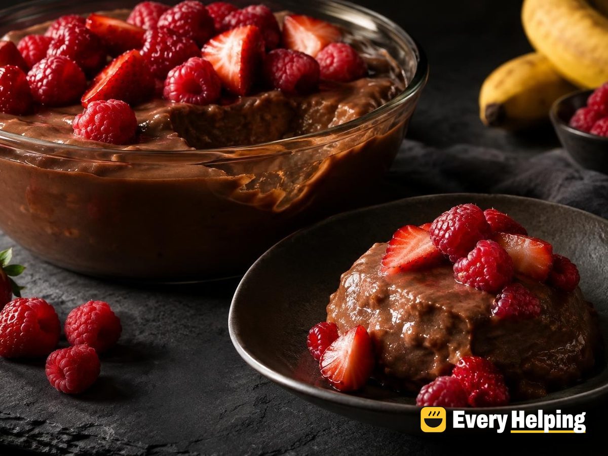 Chocolate Banana Cornstarch Pudding with Raspberries