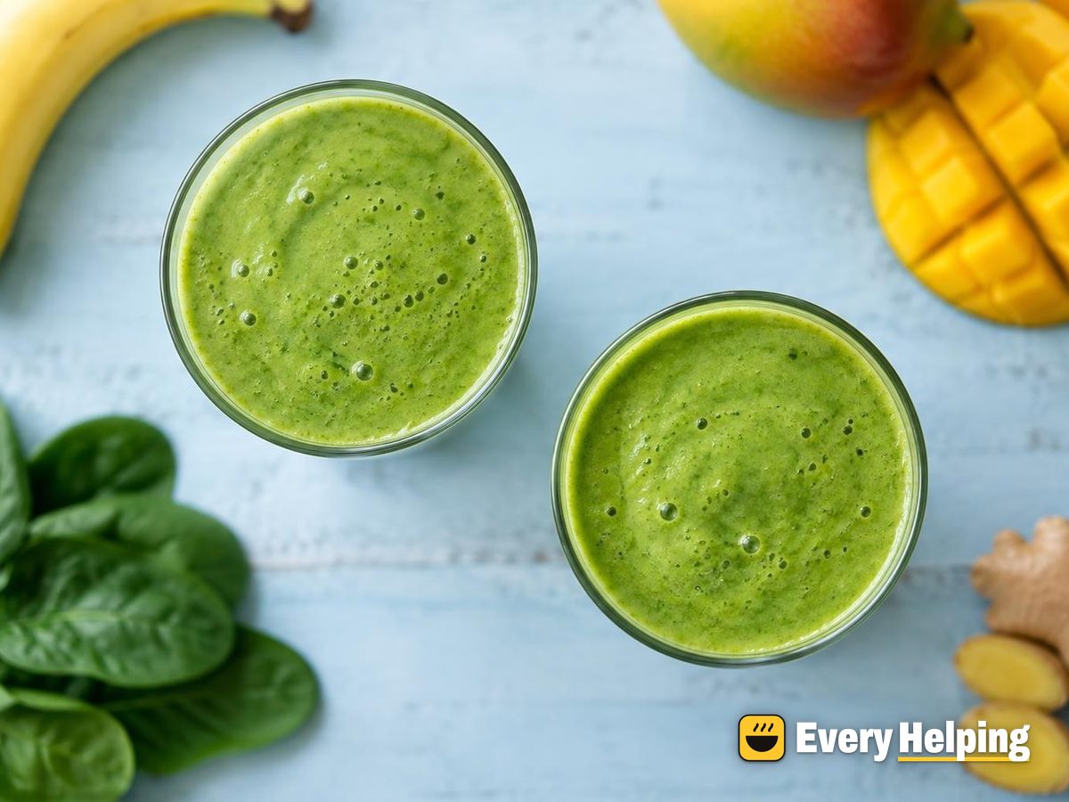 Mango Ginger Spinach Banana Smoothie
