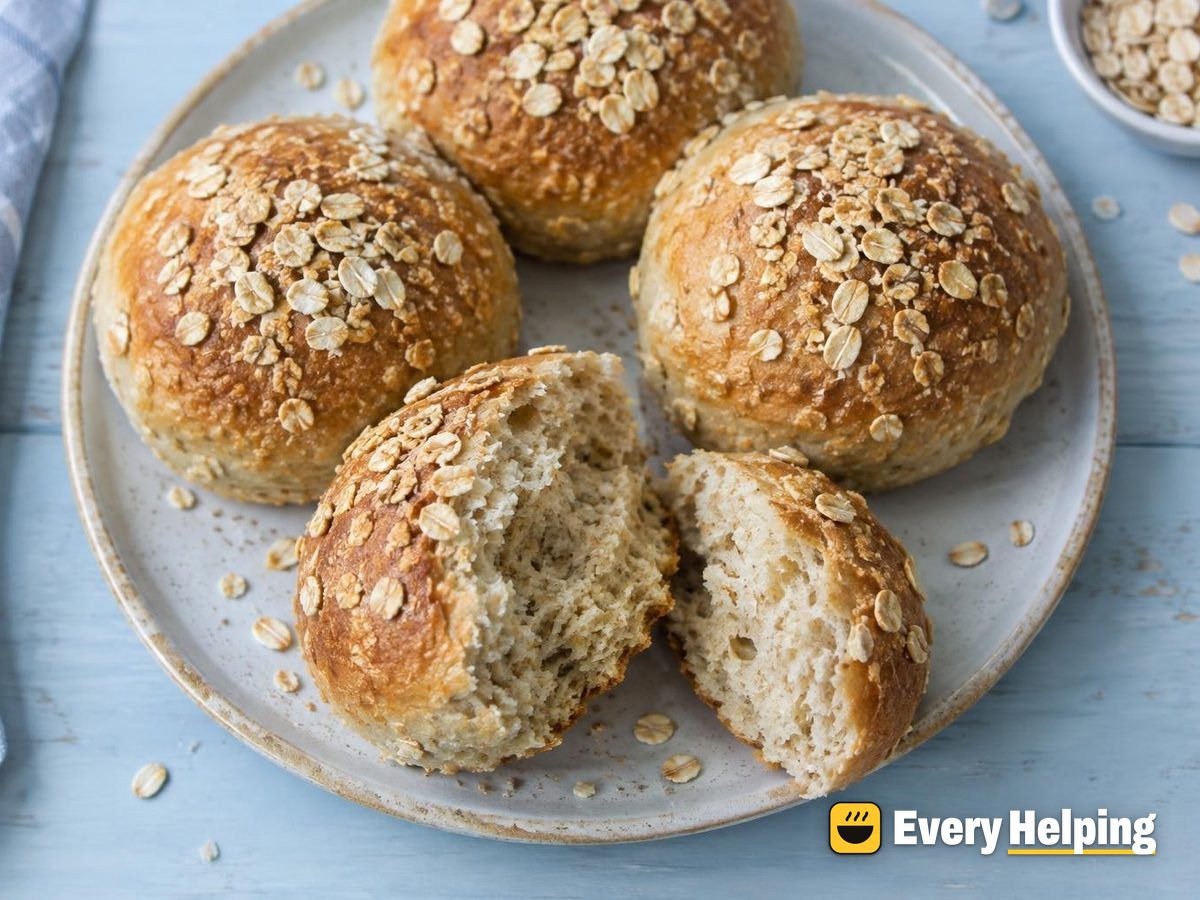 Toasted Oat Buttermilk Burger Buns