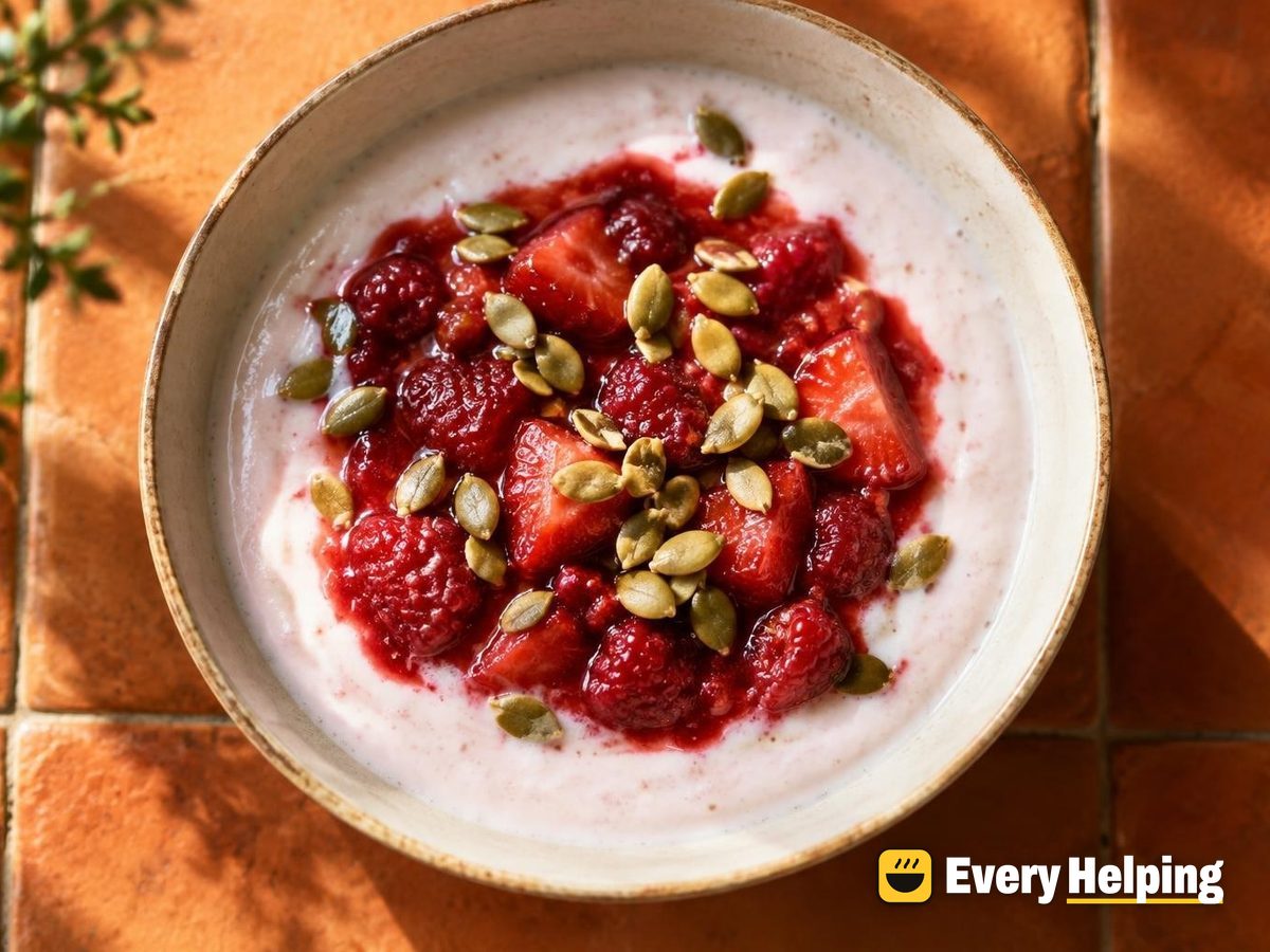 Drinkable Skim Yogurt with Strawberry-Vanilla Compote