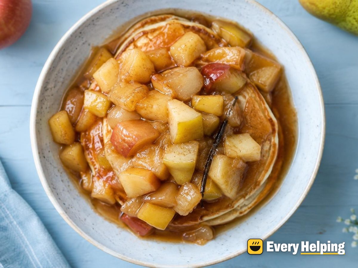 Chunky Vanilla Apple-Pear Compote with Cinnamon