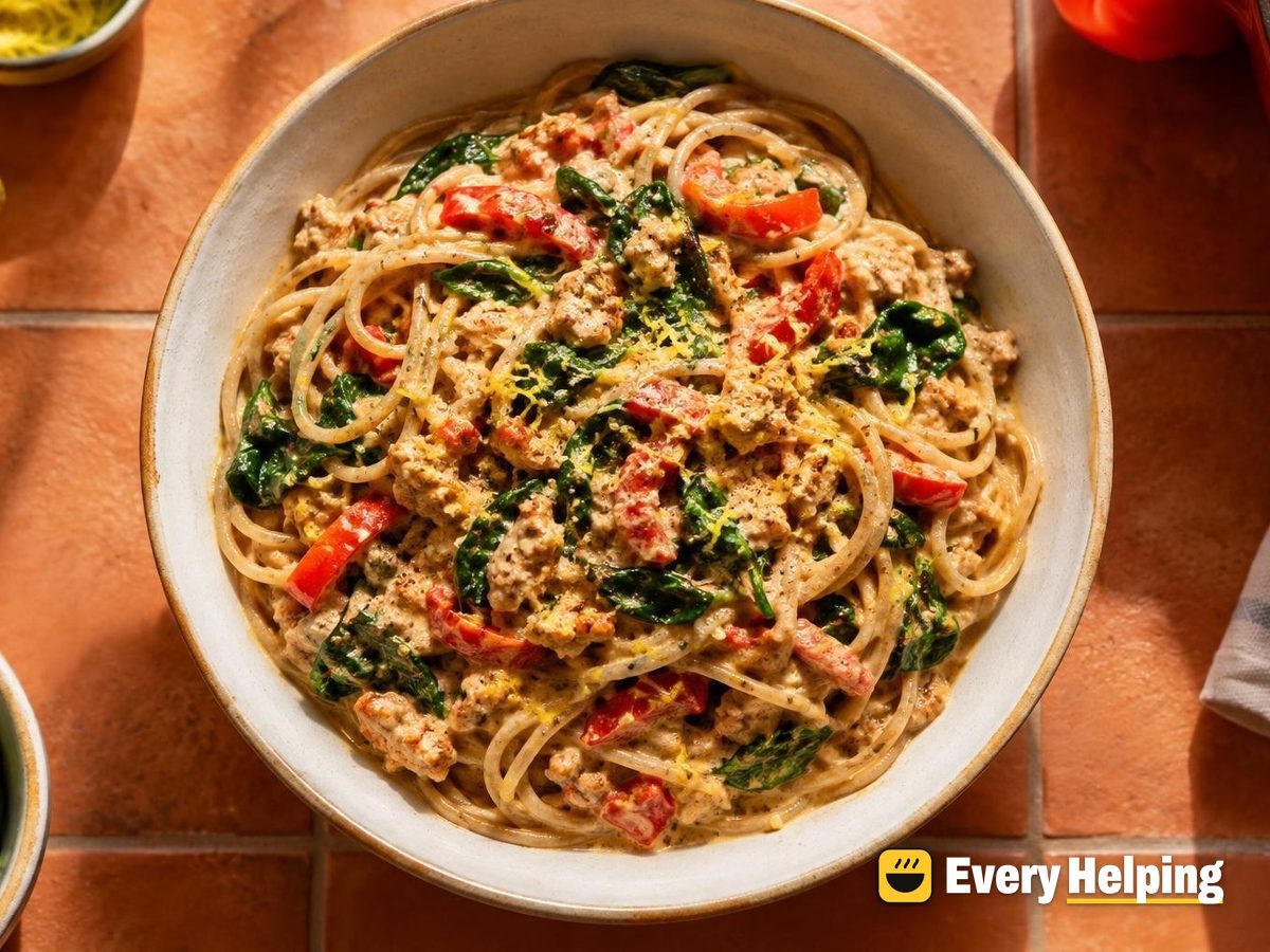 One-Pot Turkey Spaghetti in Creamy Pepper Sauce