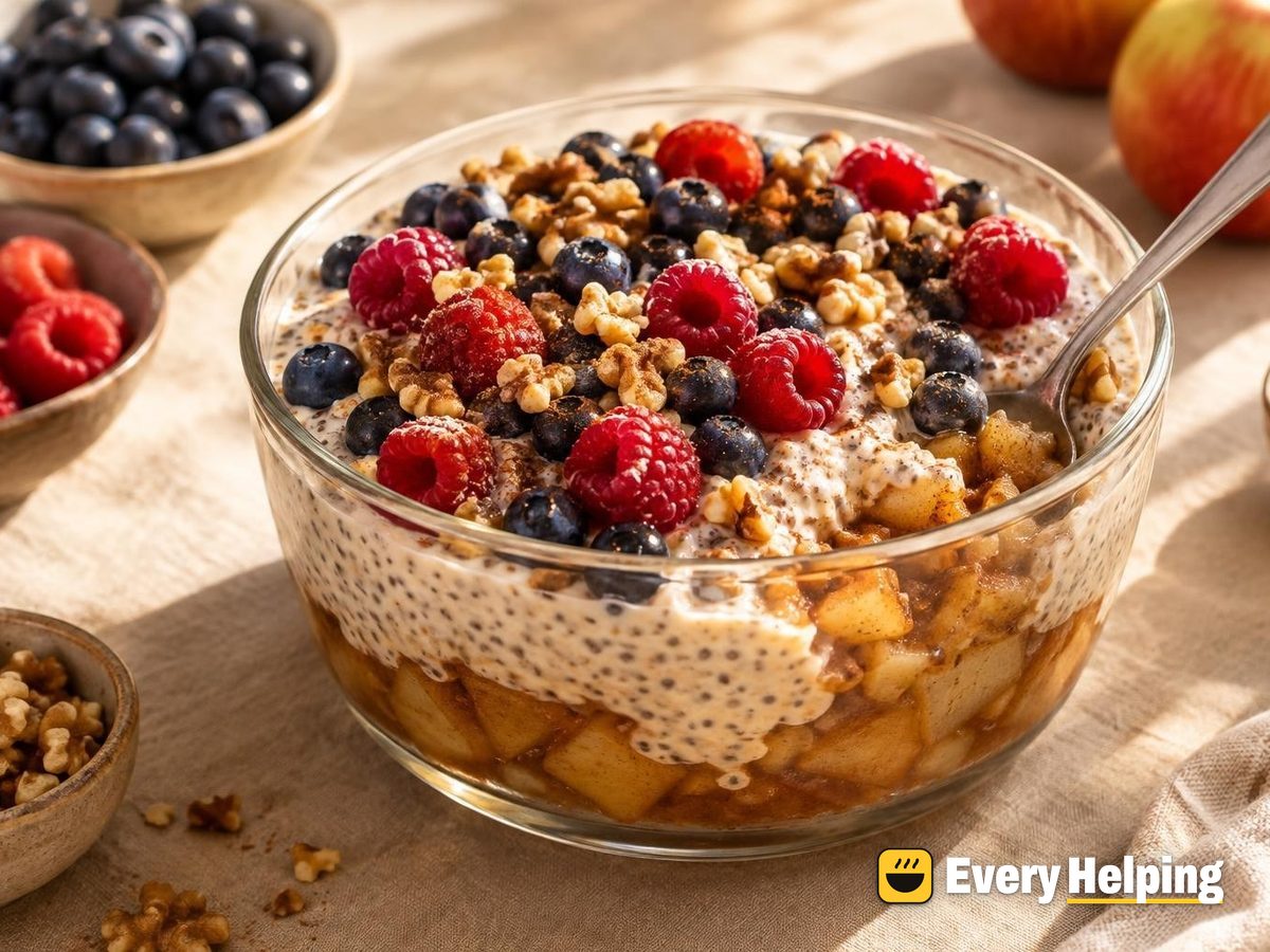 Cinnamon Apple Pie Chia Pudding Jars