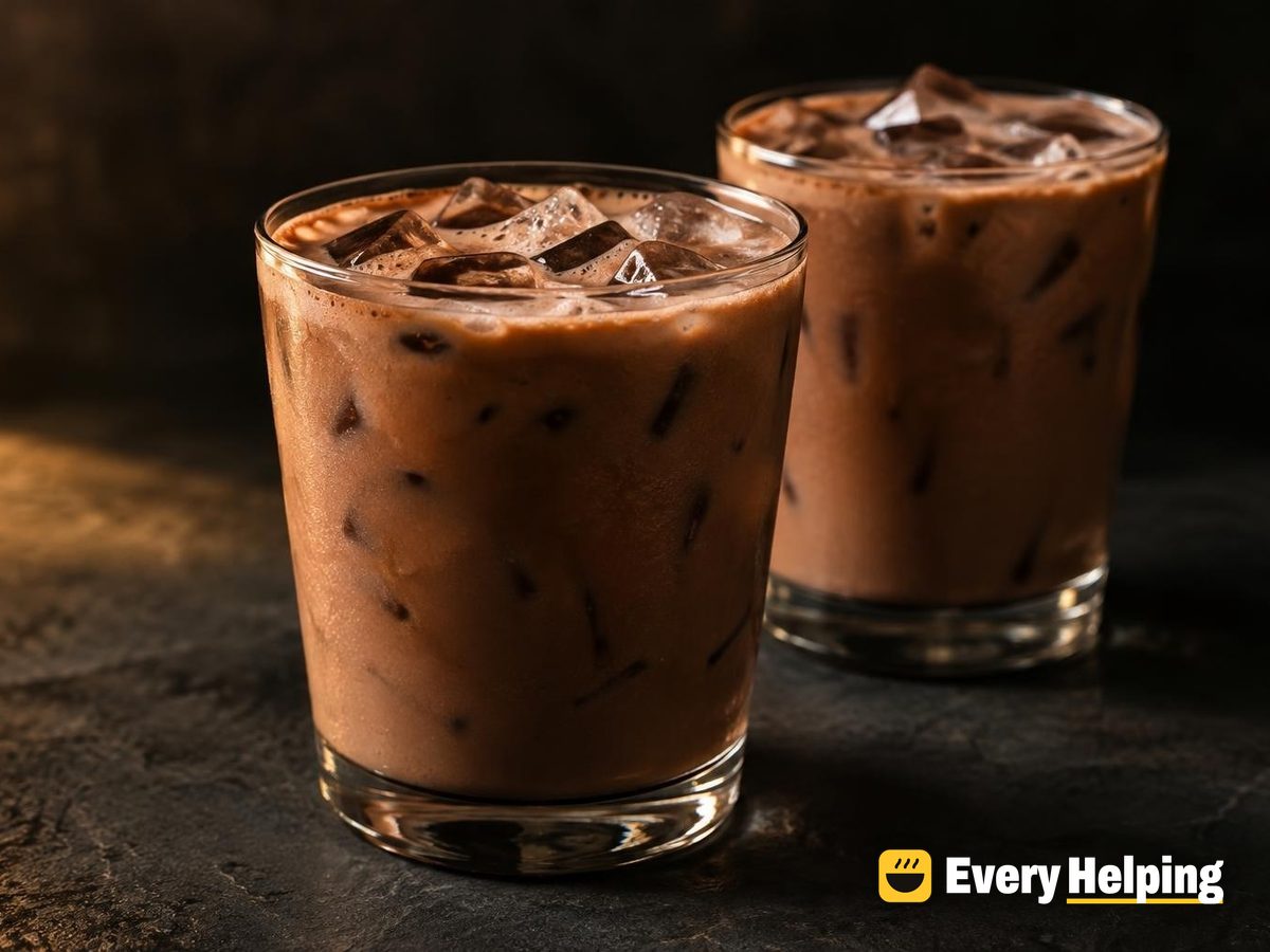 Iced Oat Milk Cocoa Mocha