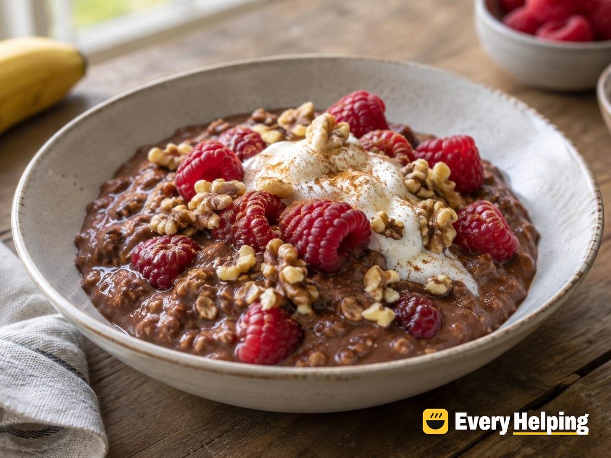 Slow Cooker Banana Cocoa Oats with Raspberries