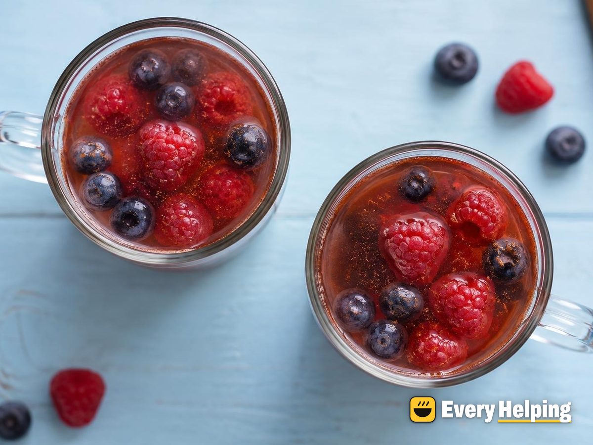 Warm Mixed Berry Green Tea